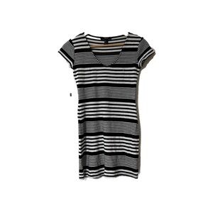 Forever 21 Vintage Black And White Striped Mini Dress Women’s Small.